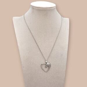 Silver Horse Head Heart Pendant Necklace – Equestrian Love Charm Jewelry